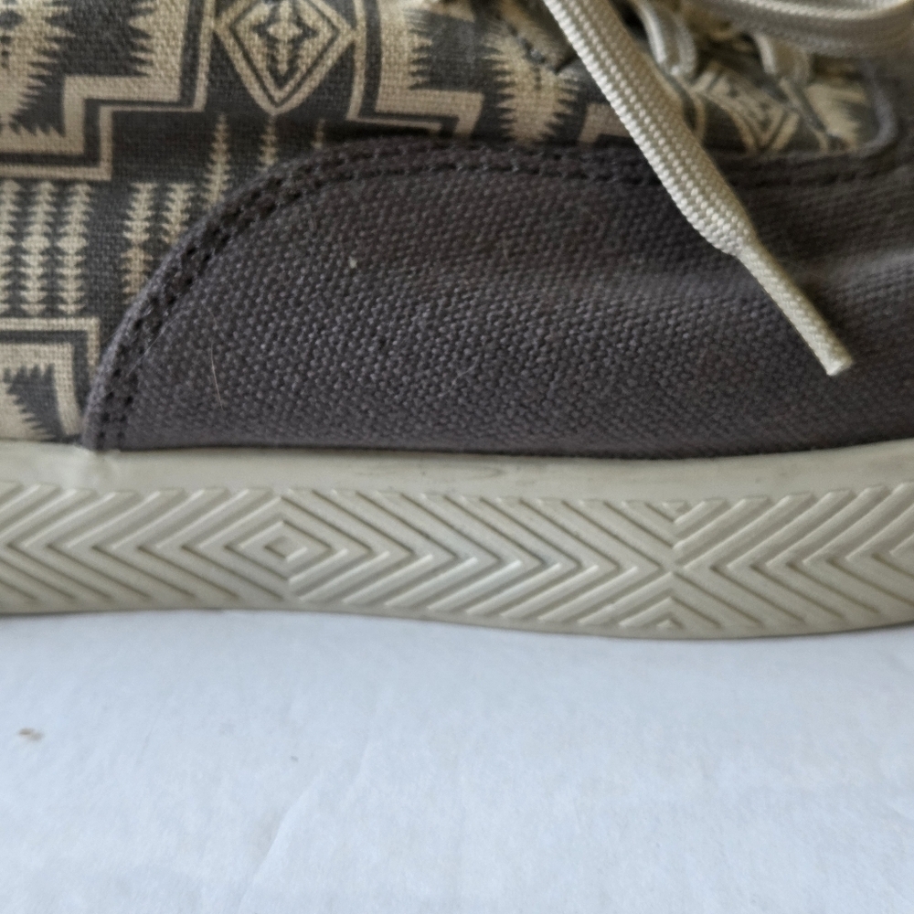 Gray Pendleton Cape Coral Canvas Sneakers - Picture 7 of 10